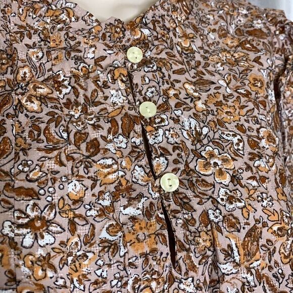 Universal Thread size medium women's  mauve  floral prairie blouse - Picture 2 of 7